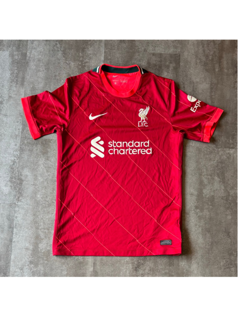 Nike Liverpool Soccer Jersey Men’s Medium 2020/2021 Kit